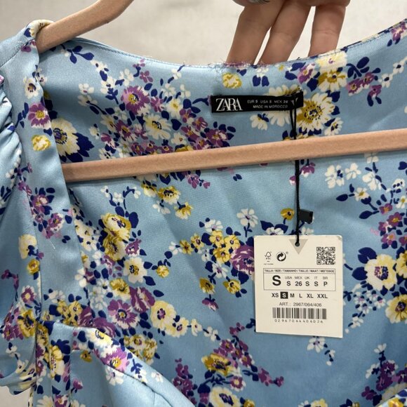 Zara Dress Womens Small Blue Floral Puff Sleeve Fit & Flare Mini Satin Sundress - Picture 2 of 14